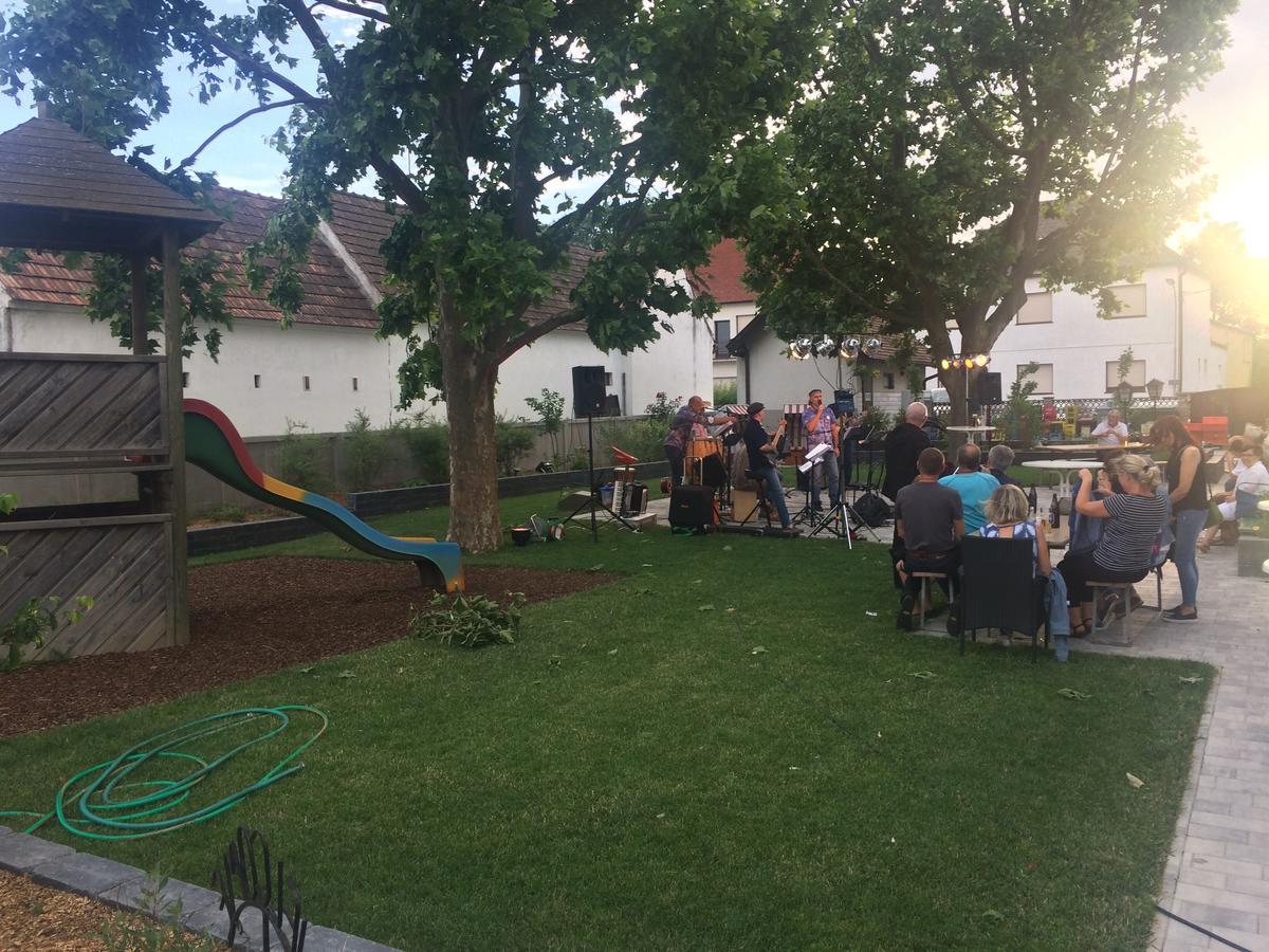 Schattendorf Hotel Sonnenhof מראה חיצוני תמונה